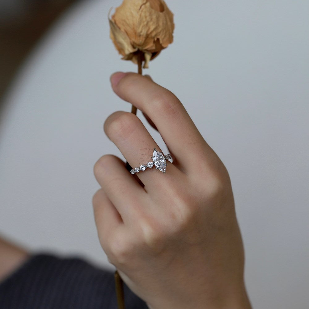 Bague Marquise