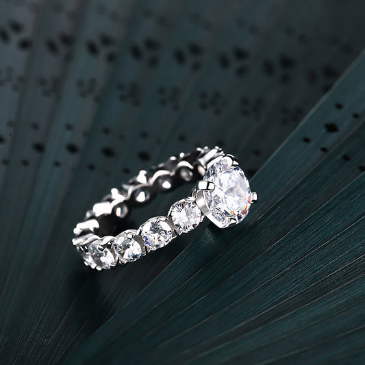 Bague Solitaire accompagné