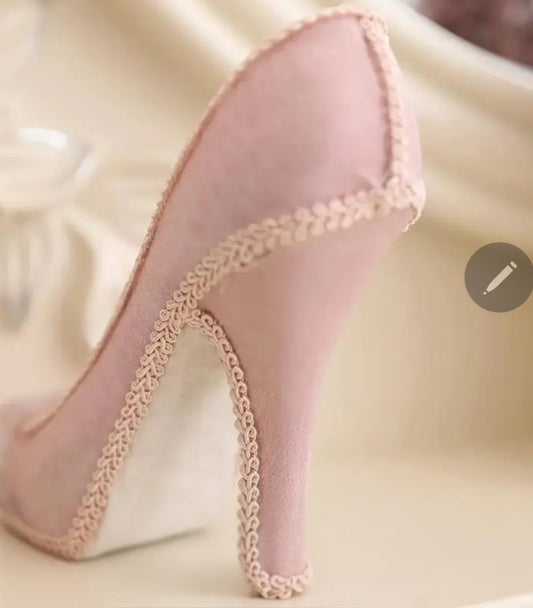 Rangement bague rose nude